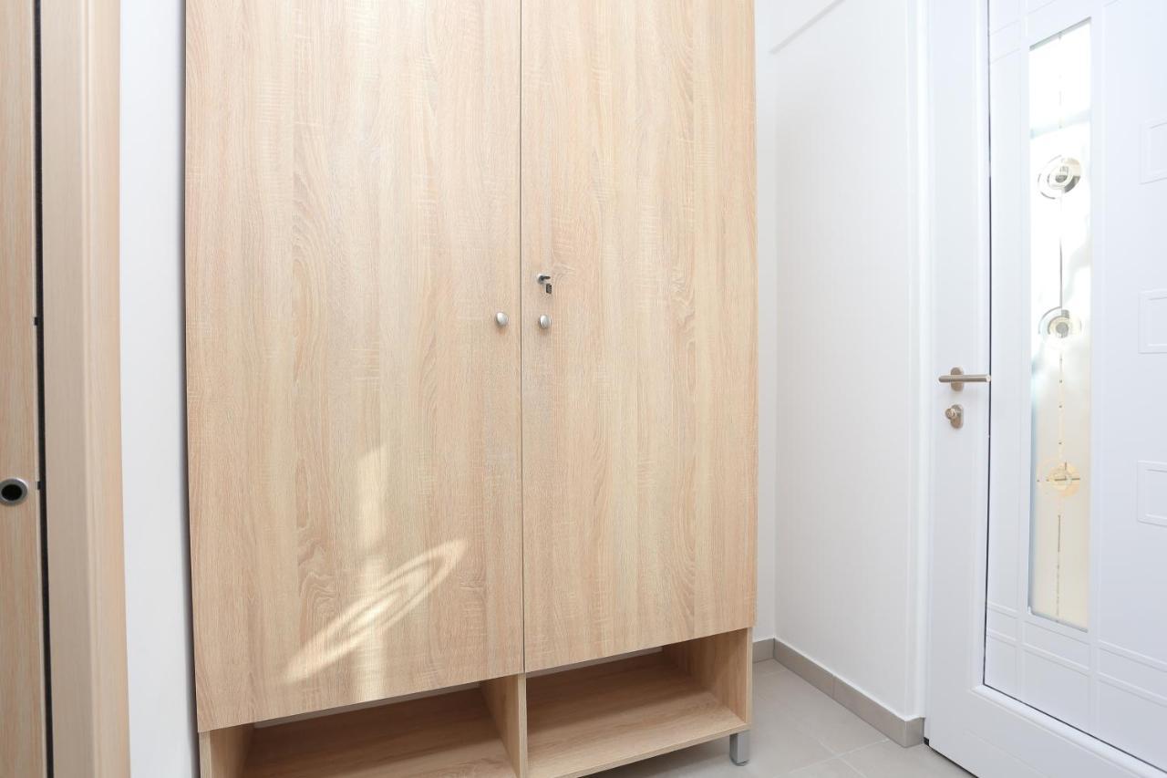 Apartments By The Sea Duce, Omis - 2737 Εξωτερικό φωτογραφία