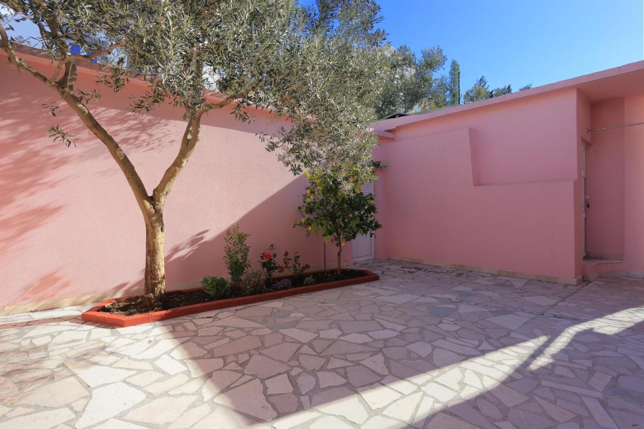 Apartments By The Sea Duce, Omis - 2737 Εξωτερικό φωτογραφία